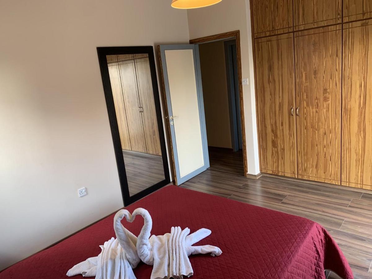 Apartamento Kika Court 2 Paralimni Exterior foto